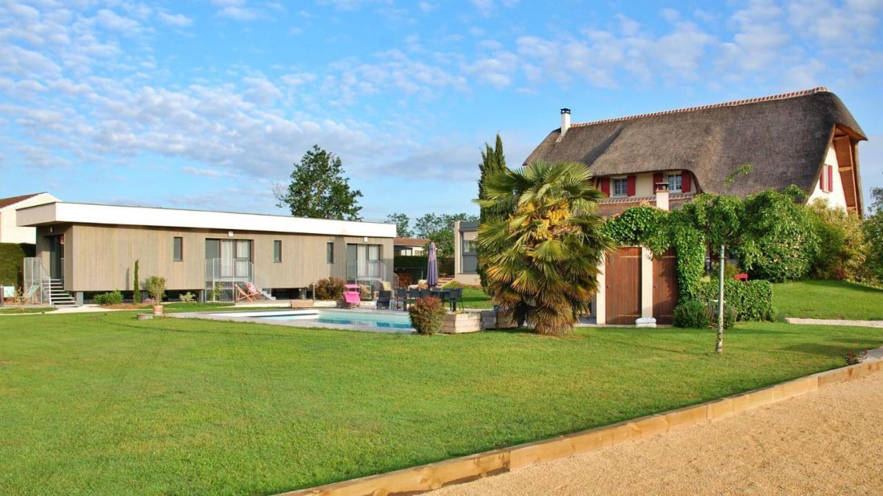 La Cle Des Chaumes Bed & Breakfast Boisset-les-Montrond Exterior photo