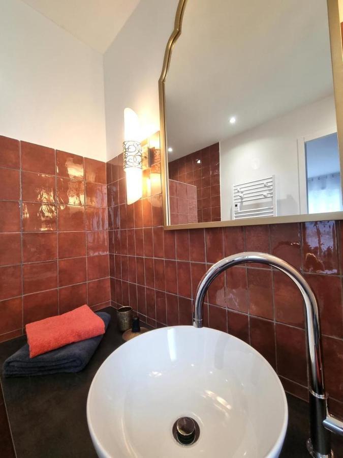 La Cle Des Chaumes Bed & Breakfast Boisset-les-Montrond Exterior photo