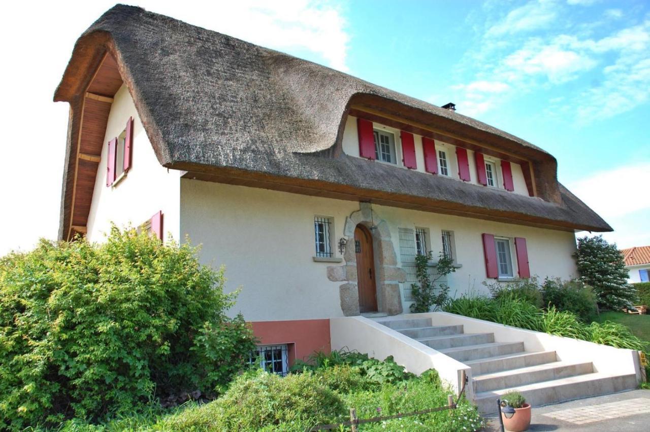 La Cle Des Chaumes Bed & Breakfast Boisset-les-Montrond Exterior photo